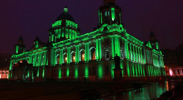 love_belfast's tweet photo. Belfast City Hall goes GREEN for #StPatricksDay 
#LoveBelfast http://t.co/XAfdKbNiWS