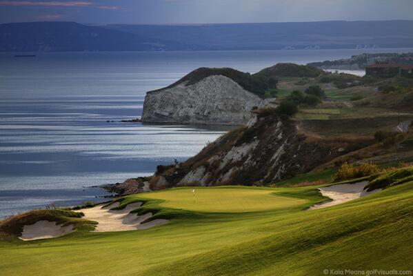 kaiame's tweet photo. One of world's most amazing golf courses. Gary Player's Thracian Cliffs in #Bulgaria. #golf photography http://t.co/9KXMpmrBHs