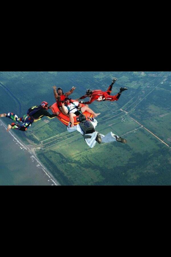 I_Talk_True's tweet photo. Dit wil ik met vrienden doen! #ITalkTrue http://t.co/OM6ojlscjB