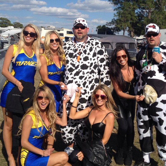 Happy cows come from Florida, not California! @Sebring_cows @jessica_leighC #Sebring #TeamBovine http://t<a href="/tag/sebring"class="tags"><span>#sebring</span></a><a href="/tag/teambovine"class="tags"><span>#teambovine</span></a>