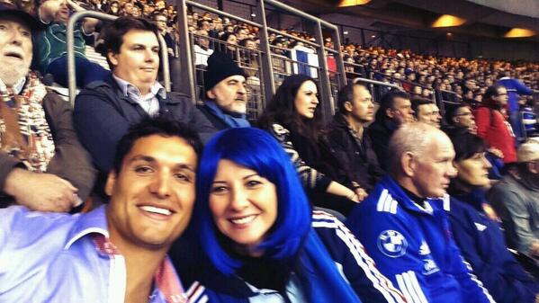JuandreKruger5's tweet photo. It's almost like supporting the @BlueBullsRugby watching the #French play......lol. @bernardleroux67 @jolinemaritz http://t.co/5vQzz3opKk