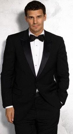 TeamDBoreanaz's tweet photo. Sexiest Man Ever ♡♥♡ #DavidBoreanaz http://t.co/rboaAy4QDU