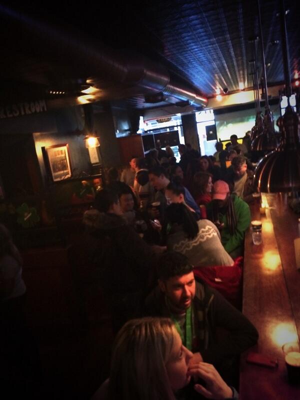BeckettsNYC's tweet photo. Everyone is on stone street today!!! #fidi #PaddysDay2014 #PaddysWeekend #beckettsnyc http://t.co/jbCSqkWC6v
