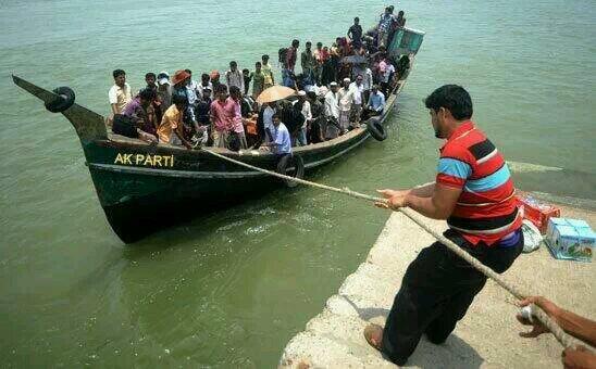 Akp Bangladeş gençlik kolları su an miting alanına ulaşmıştır :D
#İzmirdeKatilVar