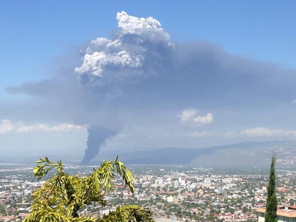 LeesLoveLaws's tweet photo. Fire at Riverton seems to be getting bigger. Can see the flames from Long Mountain. http://t.co/fBacrx3j0r