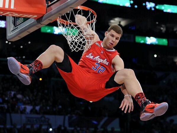 DBLCoverageFB's tweet image. HAPPY 25TH BIRTHDAY @blakegriffin32