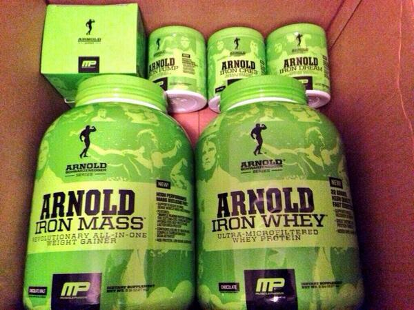 Eatsleepgymtalk's tweet photo. Time for our 1 hour RT give away! 

Follow us!
Retweet this!

 One follower will be DMed in 1 hour! Heres the prize!! http://t.co/9nbL00ALPv