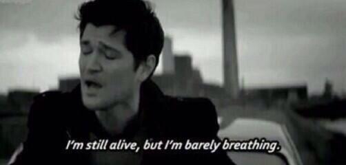 whitbug_whitney's tweet photo. me after running up the stairs http://t.co/FfxpwBazyn