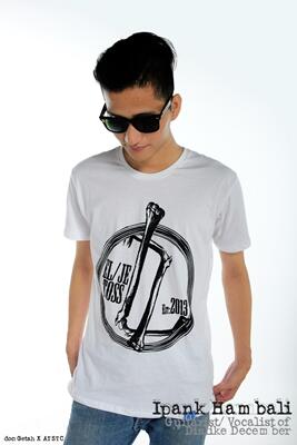 :) toss <a href="/boby_ipank/">Hambali</a>: Situ pake <a href="/mosayno/">Mother Says No!</a> saia pake <a href="/ELJETOSS/">ELJETOSS</a> neeh "<a href="/luksbuluks/">luks luks</a>: Numpang mejeng aj om. :D <a href="/boby_ipank/">Hambali</a> "