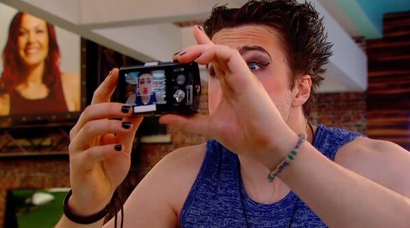 BBpremiereparty's tweet photo. #bbcanjon selfi #bbcan2 http://t.co/DsjfH76yeG