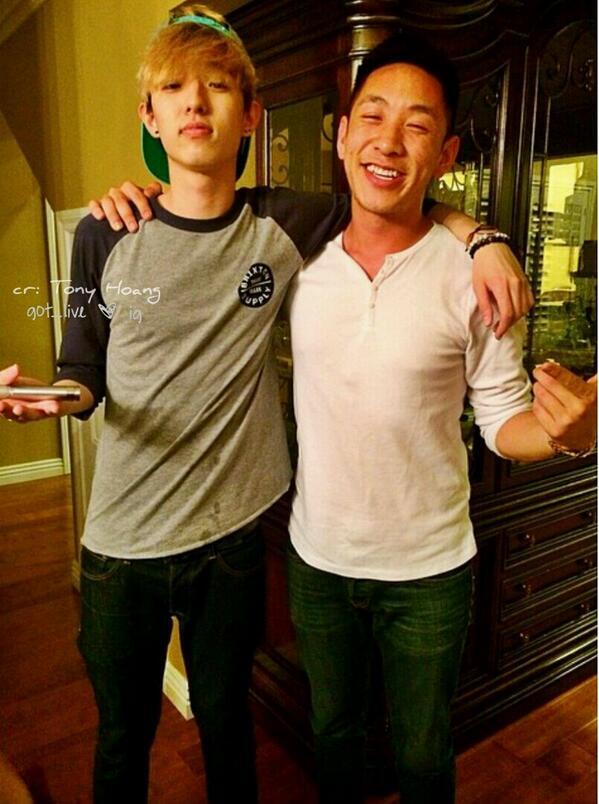 Bi3ZsVwCQAAMOFG.jpg:large