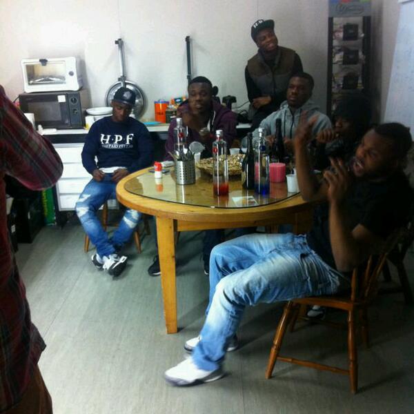 Asthumatic's tweet image. In de booth