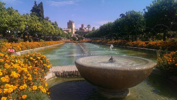 viveandalucia's tweet photo. Precioso, verdad? :) RT @TeteOneLove: Alcázar de los Reyes Cristianos #Córdoba @CordobaESP @cordopolis_es http://t.co/8CKaa6O6RL
