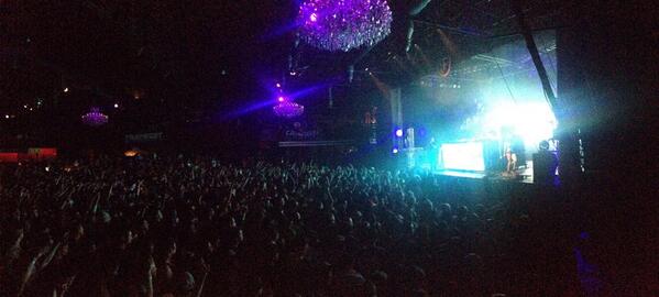 303bitch's tweet photo. @TRAPFEST http://t.co/t5uyboeov3