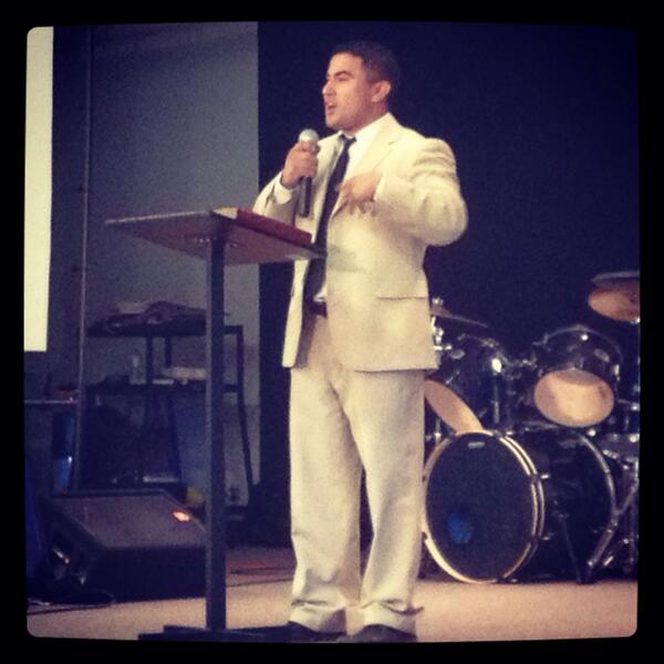 _LifeChurch's tweet image. iSunday (student-focused service) with Elijah Ortega today to wrap up Youth Week! #lifechurchaz #marked2014