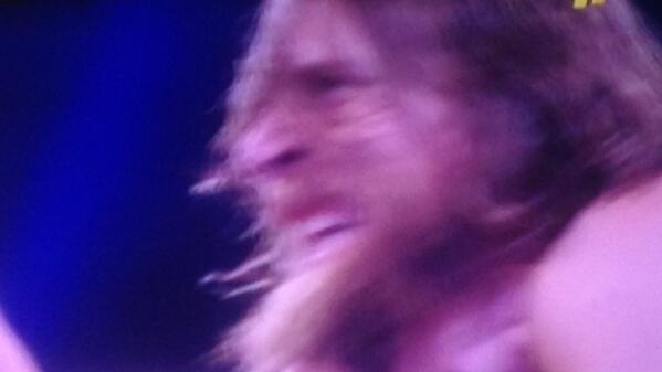 CMPunkHearrt tweet picture