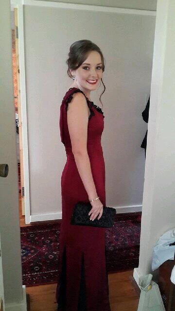 CaitlinSalgado's tweet photo. My gorgeous sis at her matric dance. Classy &amp; elegant! Beautiful soul, definitely shines through. Love you @Tay_S06 http://t.co/bGvWZvDsiq