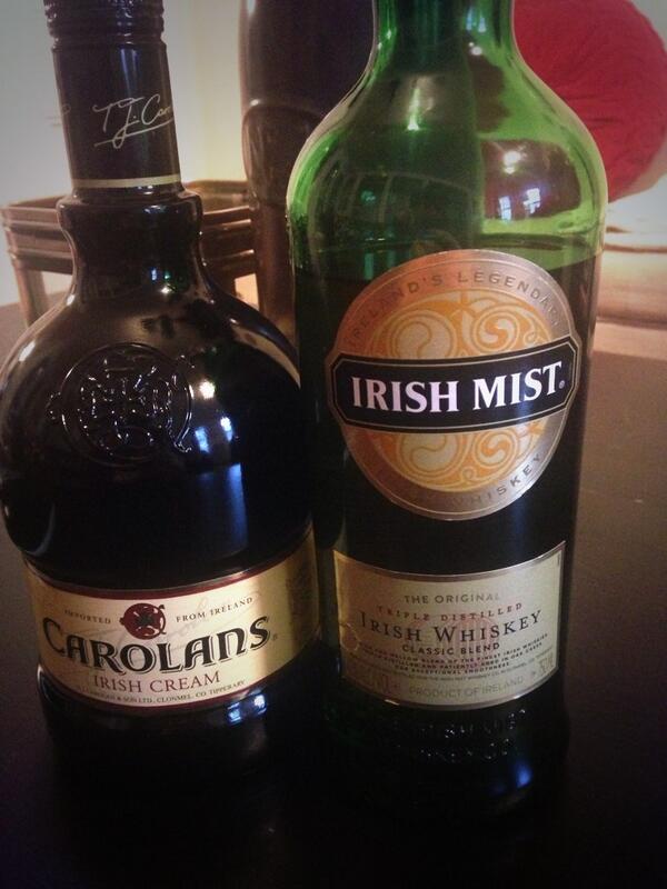 CampariAmerica's tweet photo. Celebrating a day early... #irishmist #whiskey  #carolansirishcream #StPatricksDay http://t.co/qdlYnQbtsn
