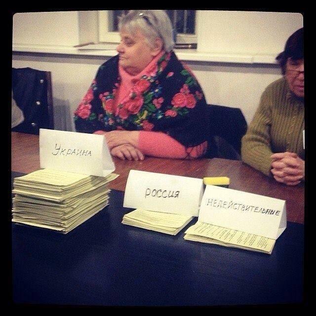 Bi4cSWzCcAAB7t2.jpg:large