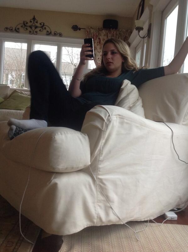 ninaschiling's tweet photo. I spy http://t.co/uVdCh6QKTv