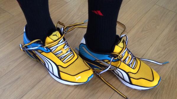 zsimic's tweet photo. These shoes look like they're straight out of Borderlands http://t.co/dtbvm5WHr0