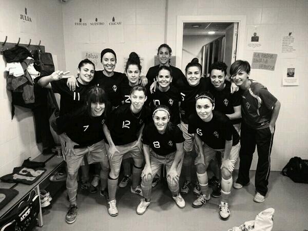 Hoy m acuesto orgullosa d mi eqipo y cn la sensación dq nadie ns ha regalao absolutamnt nada.Sois grandes! #CAMPEONAS