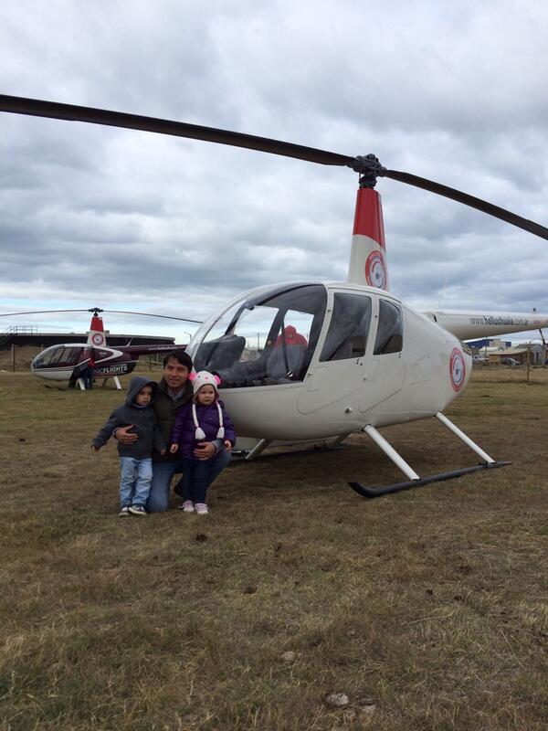 Karina_9420's tweet photo. @TDFRural disfrutando en la #exporural con mi padrino @cesarvargas9420 y mi primita Matilda!!! http://t.co/NmIgO2P919