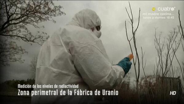 navedelmisterio's tweet photo. "Los niveles de radiación en la zona superan hoy en día 14 veces los límites permitidos..." #CuartoMilenio http://t.co/ECGLZUwrEI