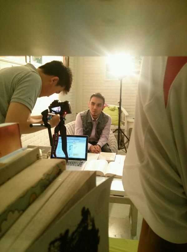 NIIIYO's tweet photo. Making Music Video, Maleo - Hidulah Dengan Dirimu. #Scene02 #Vocalist @maleoband http://t.co/0r4pSmlMbm