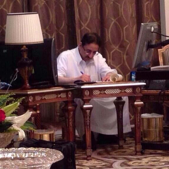 alsudairyreem's tweet photo. العين السآهره على أمن هذآ الوطن .. يآرب كون له عون في حمآية أرض الحرمين ٫ 
#محمد_بن_نايف http://t.co/U2UPk9hzfb