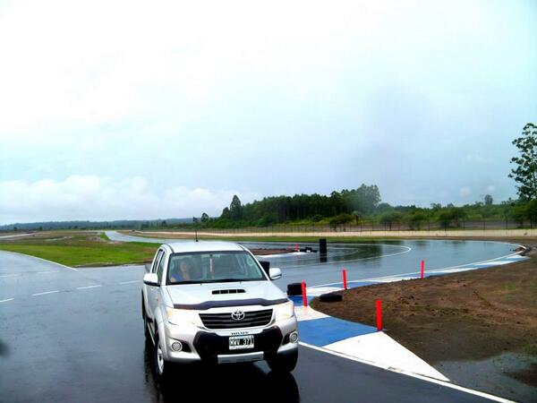 Marceee43's tweet image. QUE CHICANA SE MANDARON EN EL #AUTODROMODECONCORDIA!