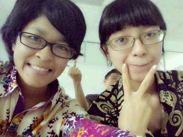 nyynayy's tweet photo. Slee cantik @mitatuut @makasihputri http://t.co/xAJWlbp44I