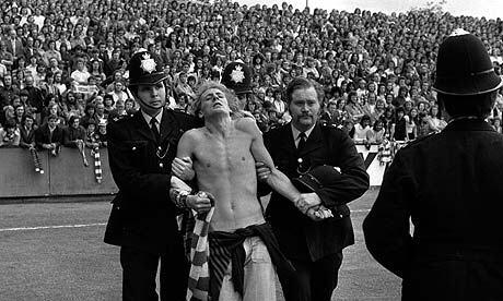 85thn's tweet photo. Thirty to 40 years ago football hooligans were principally concerned with inflicting bodily harm on each other. http://t.co/F1jZMNh20g