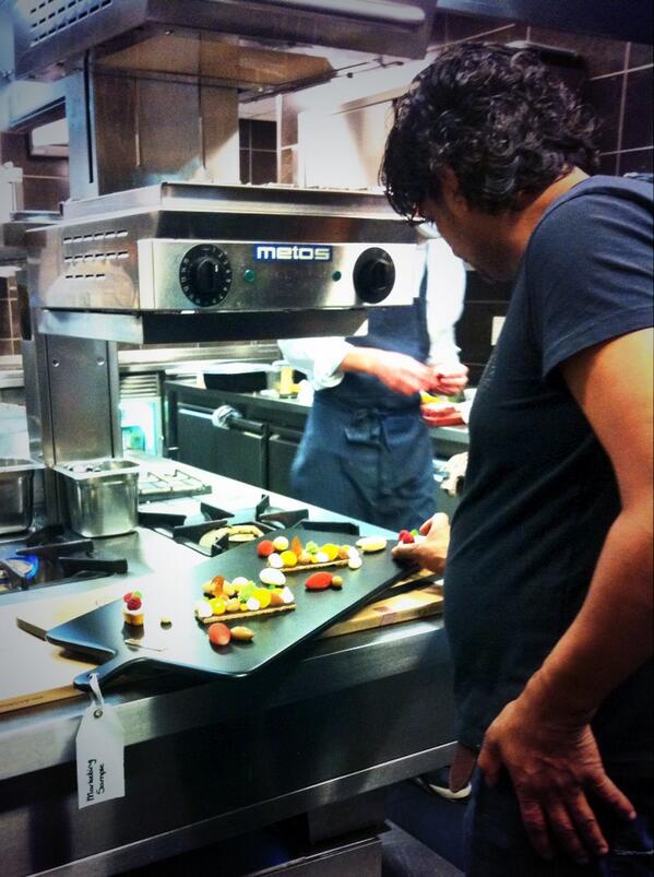 Dutchdeluxes's tweet photo. #photoshoot#Dutchdeluxes#foodplatters#De Lindehof#Soenil Bahadoer http://t.co/S1L34SFSvF