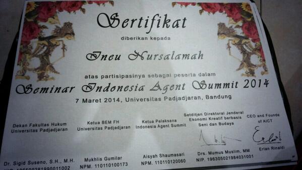 IASunpad2014's tweet photo. Sertifikat IAS Unpad 2014 sedang dalam proses penandatanganan. Ditunggu ya! :D http://t.co/AOmevy8aCh