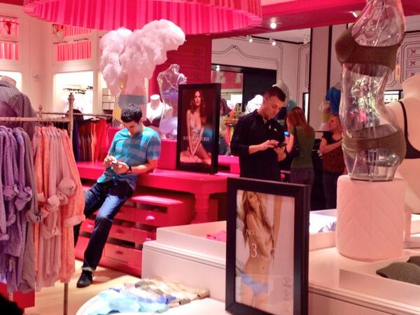 cdshears3's tweet photo. When you bring men into Victoria Secret http://t.co/FSrYSOjbgd