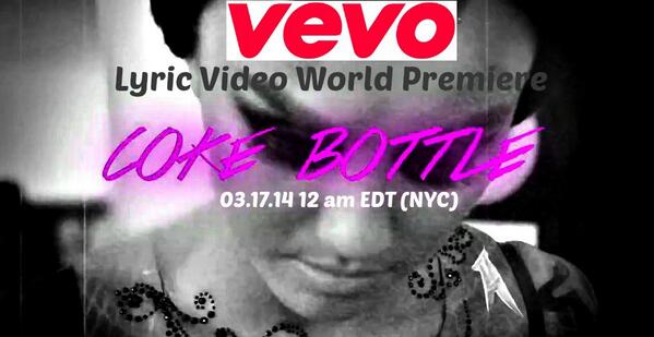 agnezmo's tweet photo. NOW! http://t.co/xYuiJ4Vm5x http://t.co/4kcuiHymlK