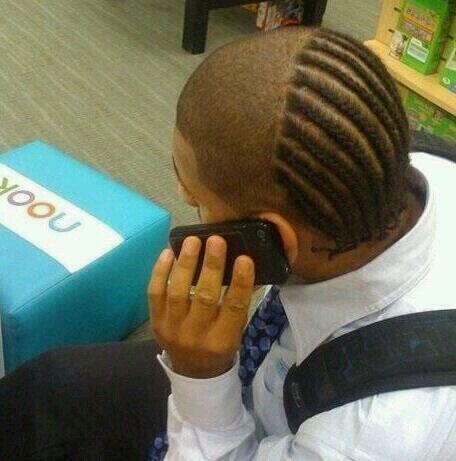 IAm_Luxx's tweet photo. @Do_Me_hahahaha  Business in the front, drug deals in the back http://t.co/50IJXUWIy2