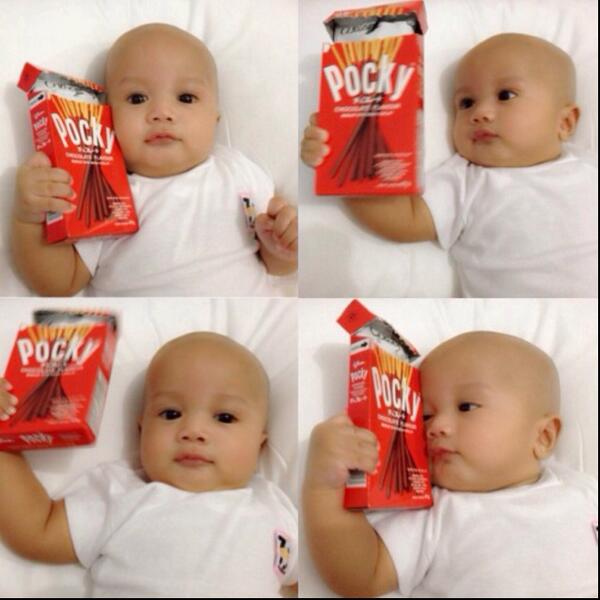 ganteng74's tweet photo. @MyPockyID @viawibowo #anakkupintarsukapocky# hehehe http://t.co/H4LroHICDI