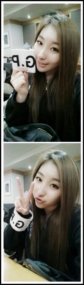 오오오오오오랜만에 올리는 무투셀카!!
살아잇네 훗 ....

다다음주 아리랑TV심플리케이팝 108회 지피베이직 출연합니당~~~(홍보중^_-)
많은시청부탁드려요호호호