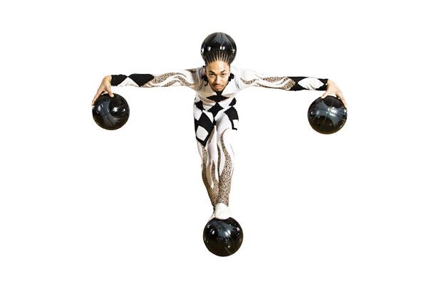 EV-entertainment tweet media