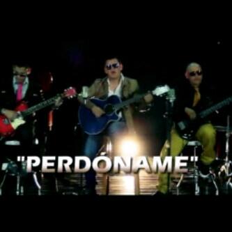 olmerbseven's tweet photo. Video Oficial "Perdoname" @BsevenHn »»» http://t.co/nofasHztlP http://t.co/PmOL4xqgMx