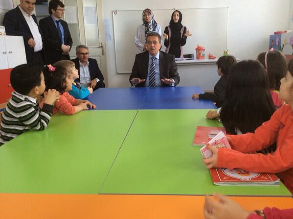 Gelecegimiz yarınlarımız çocuklarımız emin elllerde hükümetimzle birlikte egitime tam destek yeterki sizler okuyun