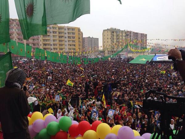 #ÖzYönetimleÖzgürKimliğe Kızıltepe Newroz coşkusuyla tarih yazıyor.