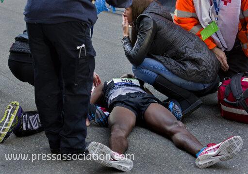 Mo Farah plays down health concerns after collapsing at New York Marathon: tsc.re/1eJYozl