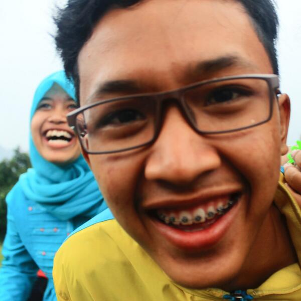 XIA3_SOJI's tweet photo. Lihat muka bang diki dan something dibelakangnya:D http://t.co/w2RskidrC6