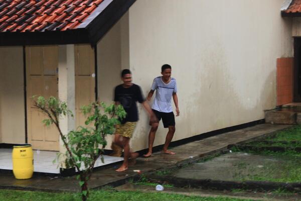 XIA3_SOJI's tweet photo. Sahabat siki kantung... http://t.co/e8fxgFncTw