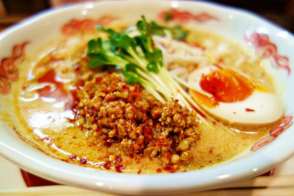 meshiuma_yonaka's tweet photo. 担々麺 http://t.co/nIsuCBdYaf