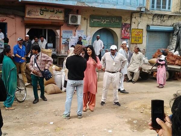 Embedded image permalink