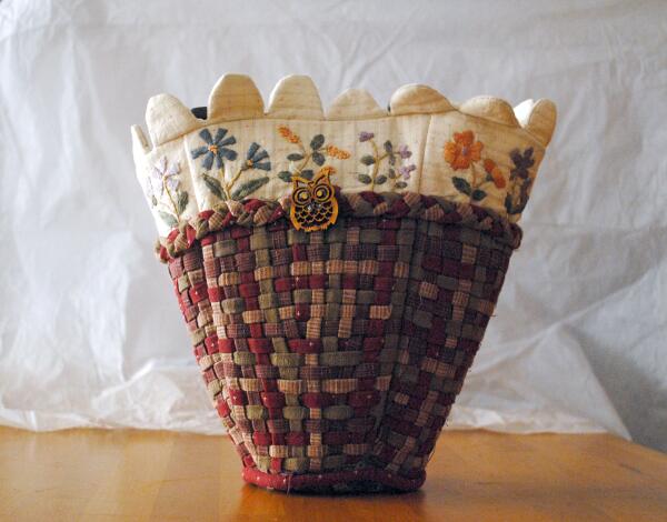 LifeisPatchwork's tweet image. Canasto Japones del libro Des Paniers en Tissu de Yoko Saito, modificado a mi gusto